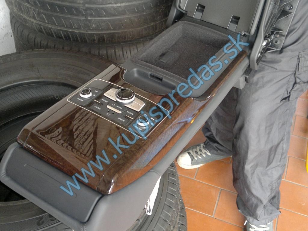 Predné-zadné kožené sedačky+tapacíry+stredový tunel AUDI A8 LONG 4H